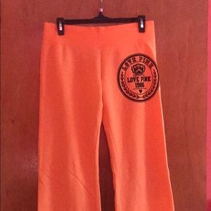Selling my never worn sweats from love pink!